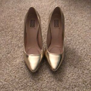 Shoes/heels